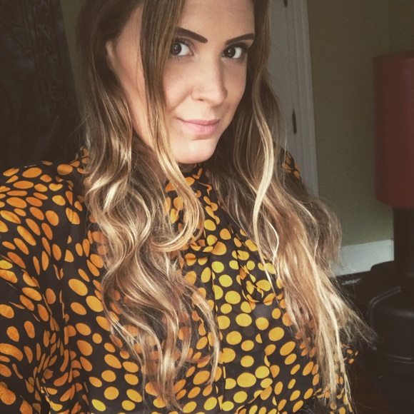 Meet your Posher, Brenna - Picture 1 of 1